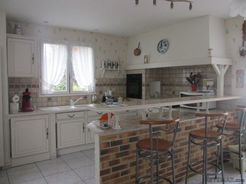 Detached House, Large Garage And Gardens - 2
