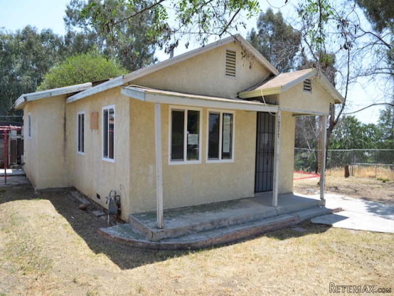 2027 Owens St Bakersfield, CA, 93305.. - 2