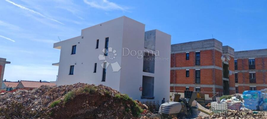 Apartman na Čiovu, Novogradnja - 2