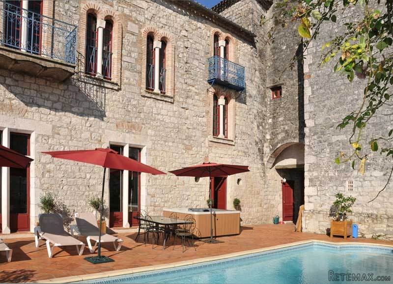 Impressive Residence On The Ramparts Of..