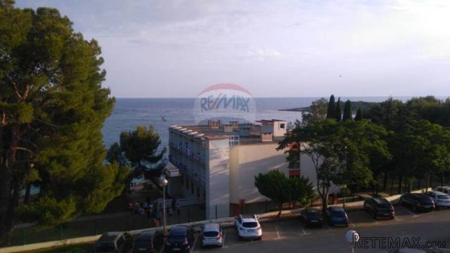ISTRA, BANJOLE DVOSOBAN STAN, PRVI RED DO MORA