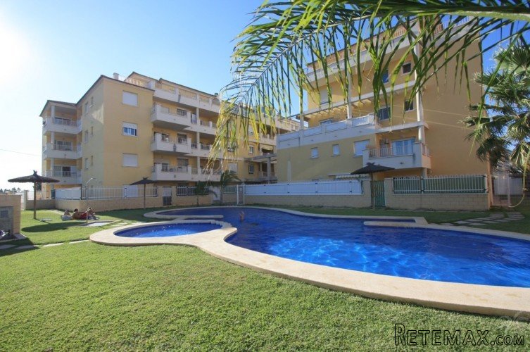 Nice apartment in a residential area at only 500 meters to..