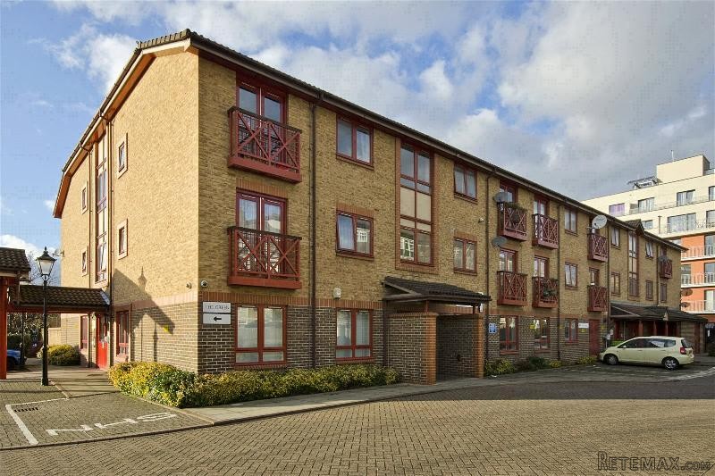 Property - London - For Sale