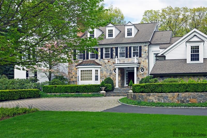 7 bedroom House For Sale: 15 Oakwood..