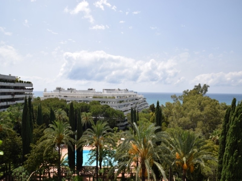 3 Bedroom Apartment For Sale Situated.. - 2