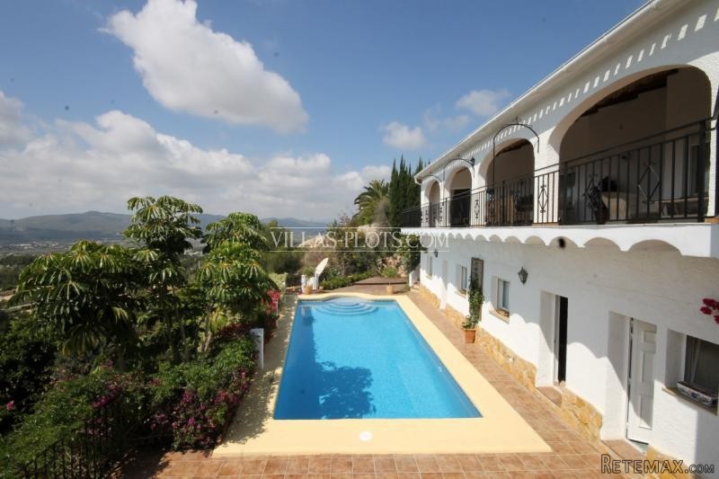 4 Bedroom Villa In Javea - 2