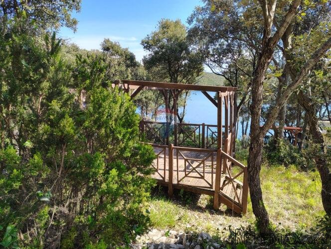 Istra Peruški- zemljište 771 m2, pogled more, pristupni put