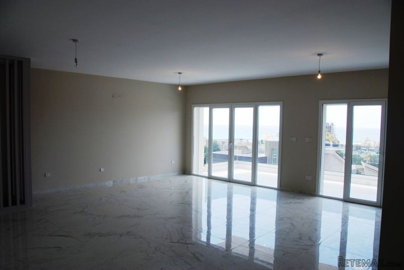 Brand New And Modern Four Bedroom.. - 2
