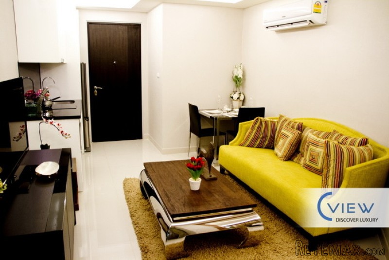 C-View: modern studio condo, top..