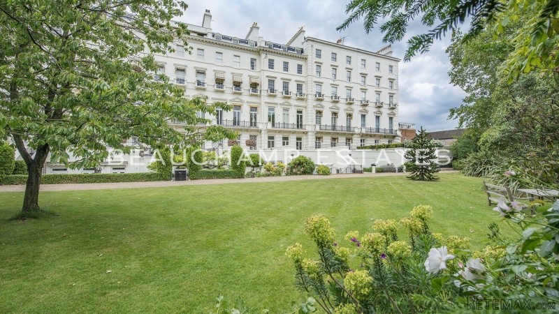 11 Hyde Park Gardens, W2