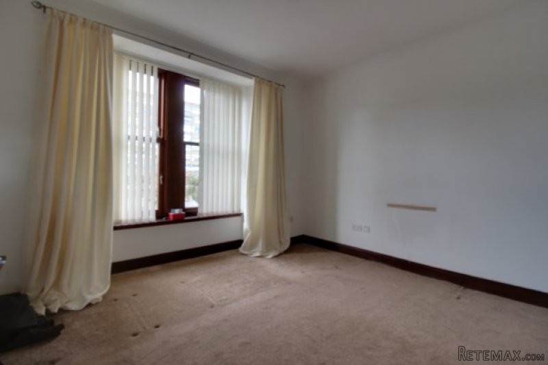 2 bedroom, Flat house for sale - 2