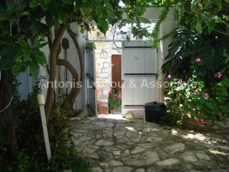 Two Bedroom Semi Detached House -.. - 2