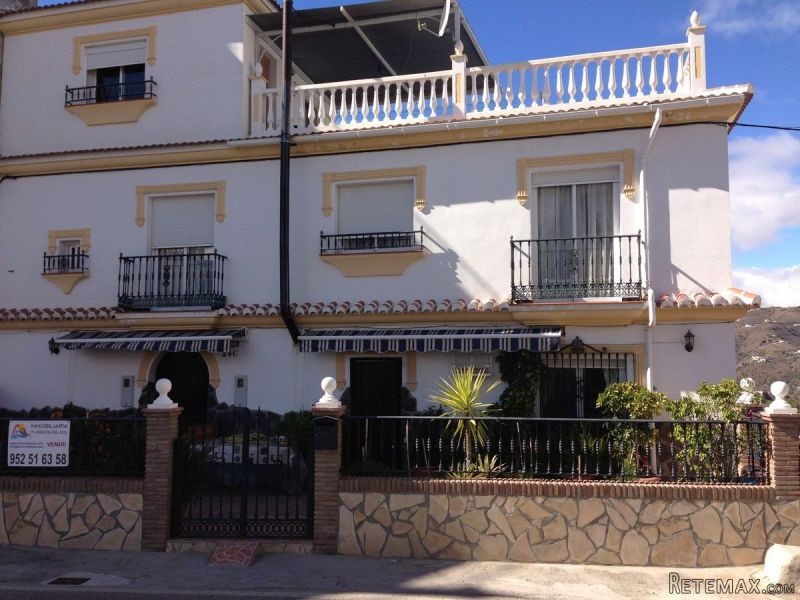 8 Bedrooms - Town House - Malaga - For..