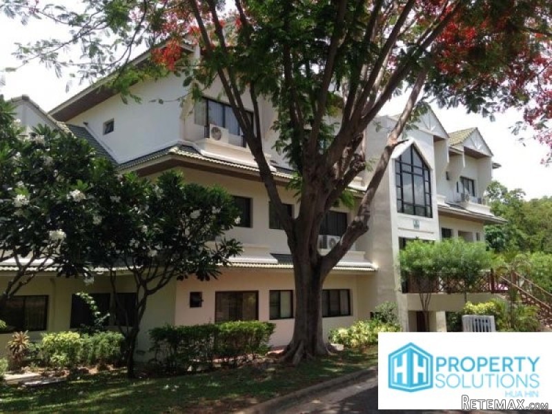 Beautifully Refurbished 3 Bed Condo For..