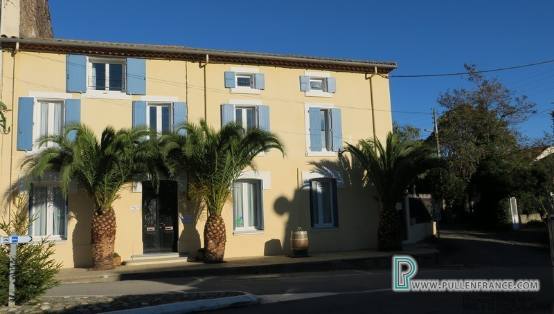 Impressive Property With Garden And..