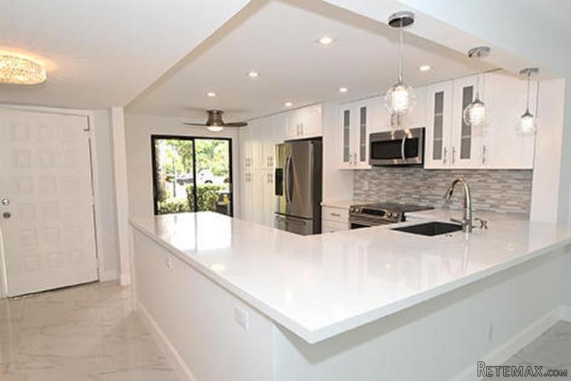 7599 Glendevon Lane #1503, Delray.. - 2