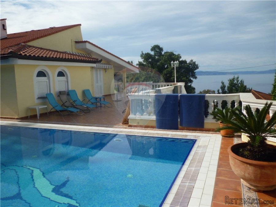 Vila na Kvarneru samo 100m od mora