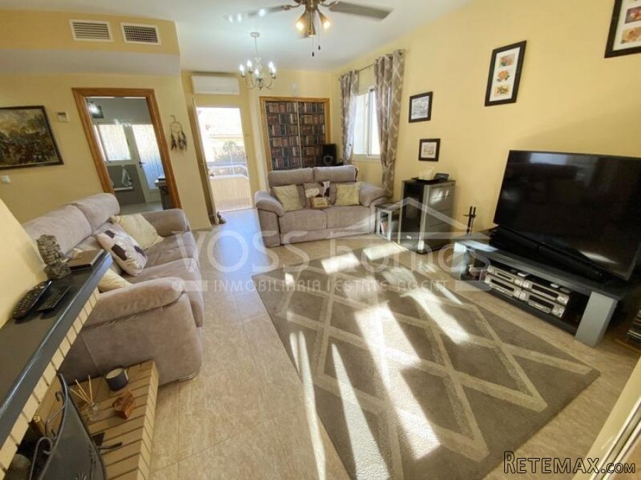 NEW & EXCLUSIVE TO VOSS HOMES - A beautifully presented.. - 10