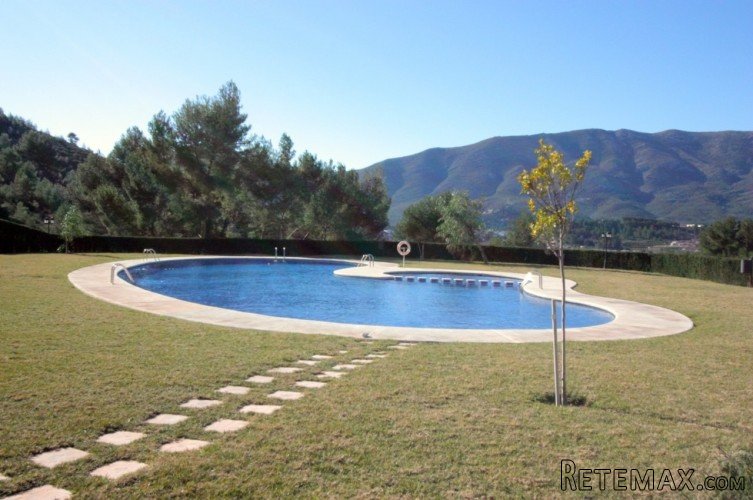 New villa situated in the Jalon valley, between Murla and..