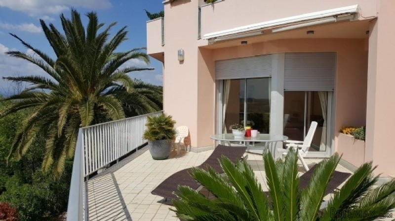 Contemporary Villa With Apartment.. - 2
