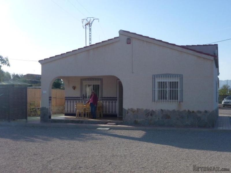 Villa for sale in Hondon de los Frailes..