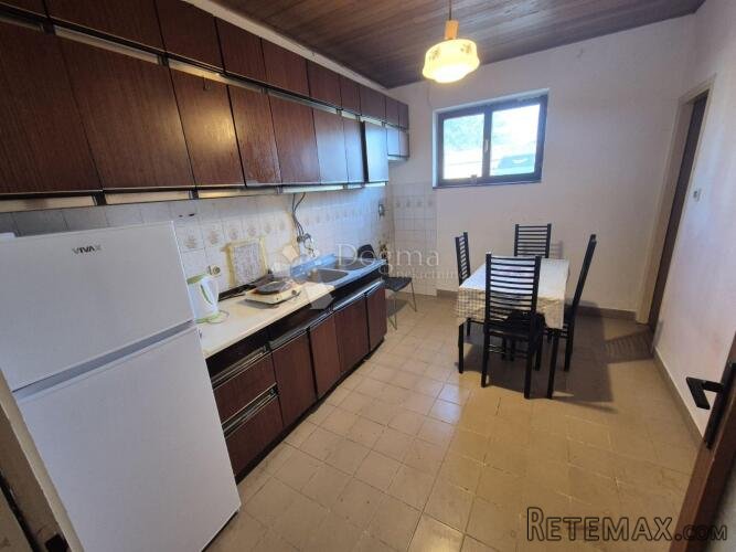 VODNJAN – PROSTRANI STAN ZA RENOVACIJU S VELIKOM TERASOM I P - 3