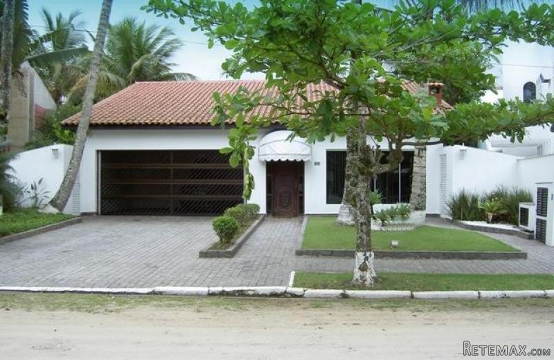 4 bedroom Bungalow For Sale: Riviera de..