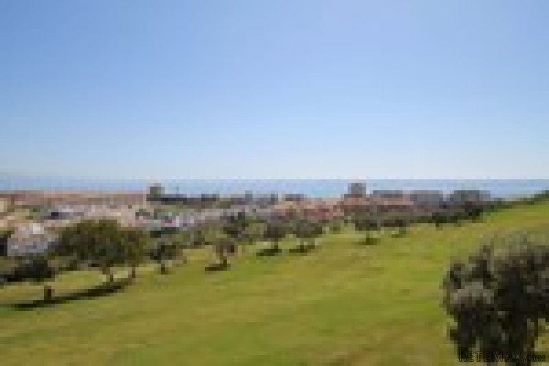 4 Bedrooms - Villa - Malaga - For Sale
