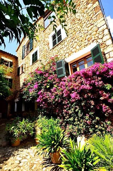 Wonderful Townhouse In Fornalutx - Only.. - 2