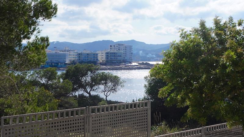 3 bedroom Apartment For Sale: CALA..