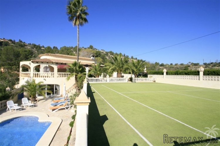 Detached villa for sale in Benissa. This super villa is..