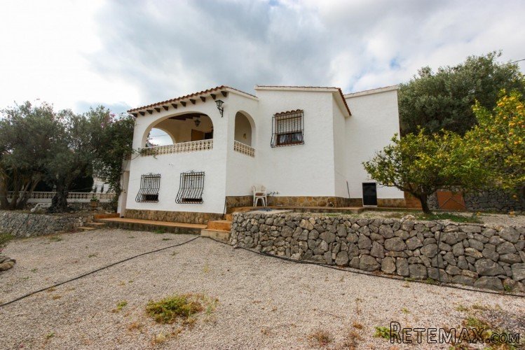 Villa with sea view for sale Orba. The House is located in..
