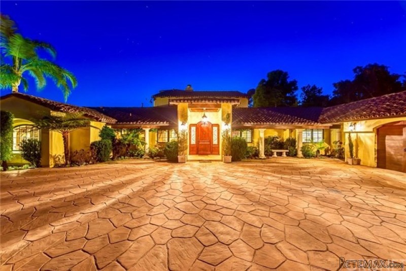683 Valley Vista Drive | Camarillo..