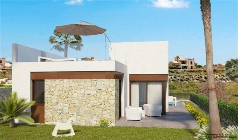 3 bedroom detached house for sale - 2