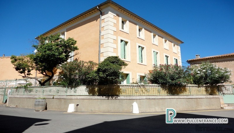 Impressive Maison De Maitre With 5..