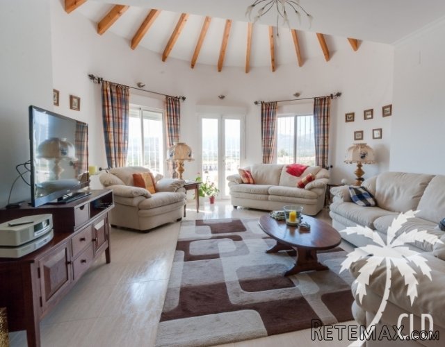 Modern villa for sale with valley, mountain and sea views.. - 2