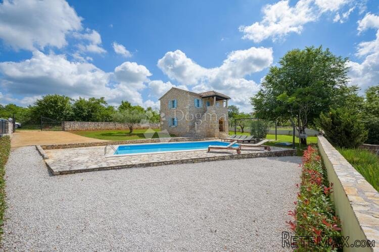 Prekrasna kamena vila u okolici Poreča s 3 spavaće sobe - 2