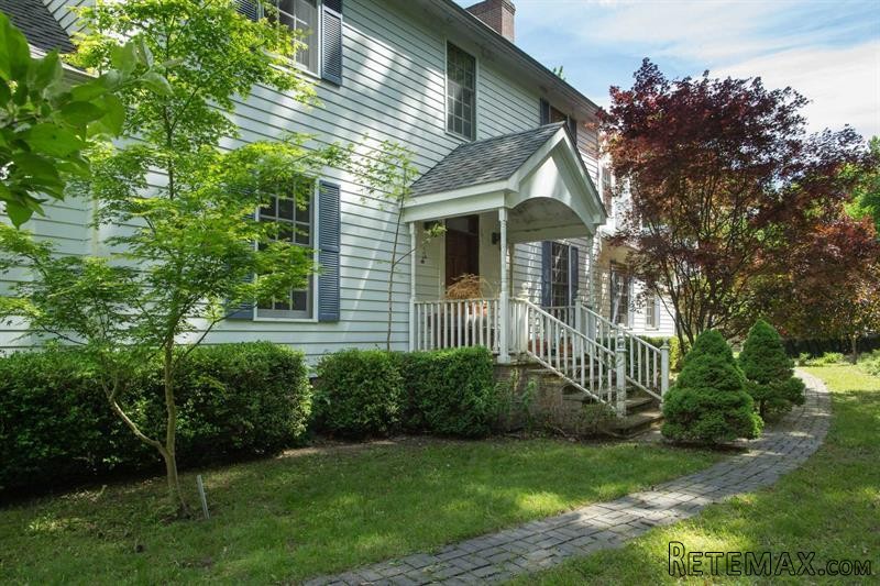 4 bedroom House For Sale: 420 Milton..