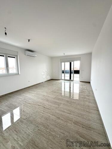 Novigrad – Moderni stan 78 m², 2 spavaće sobe, terasa, parki - 3