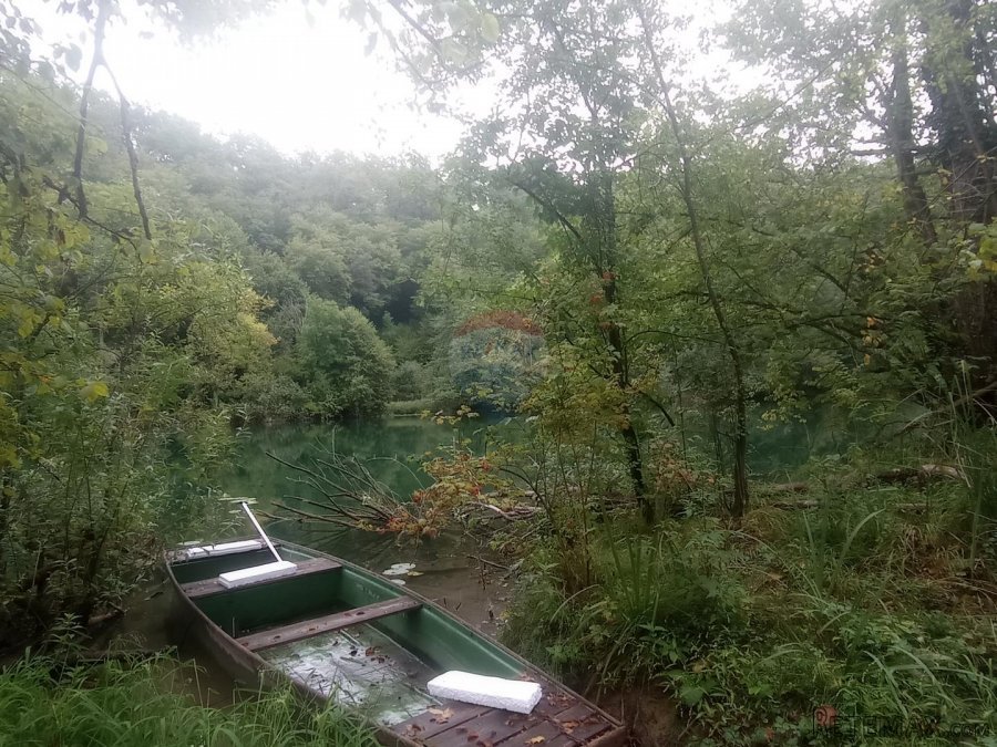 Donje dubrave, zemljište na rijeci Mrežnici 799 m2 - 6