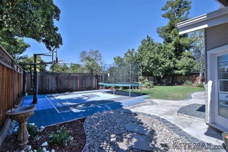 Wonderful Cambrian park home - 2