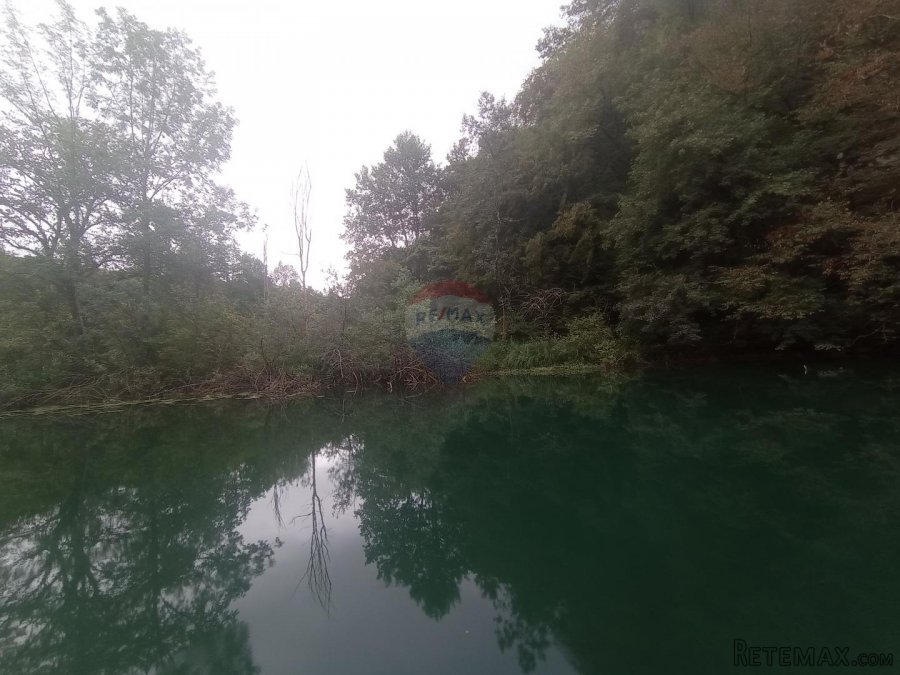 Donje dubrave, zemljište na rijeci Mrežnici 799 m2 - 7