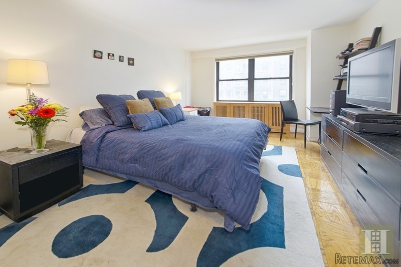 1 bedroom Apartment For Sale: 330 THIRD.. - 2