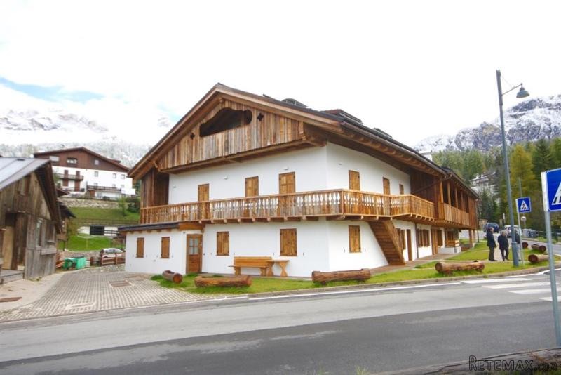 3 Bedrooms - Apartment - For Sale