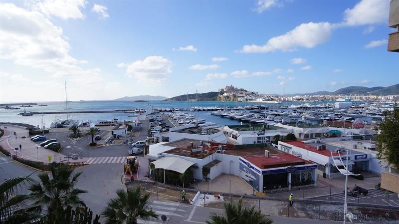 2 bedroom Apartment For Sale: Marina.. - 2