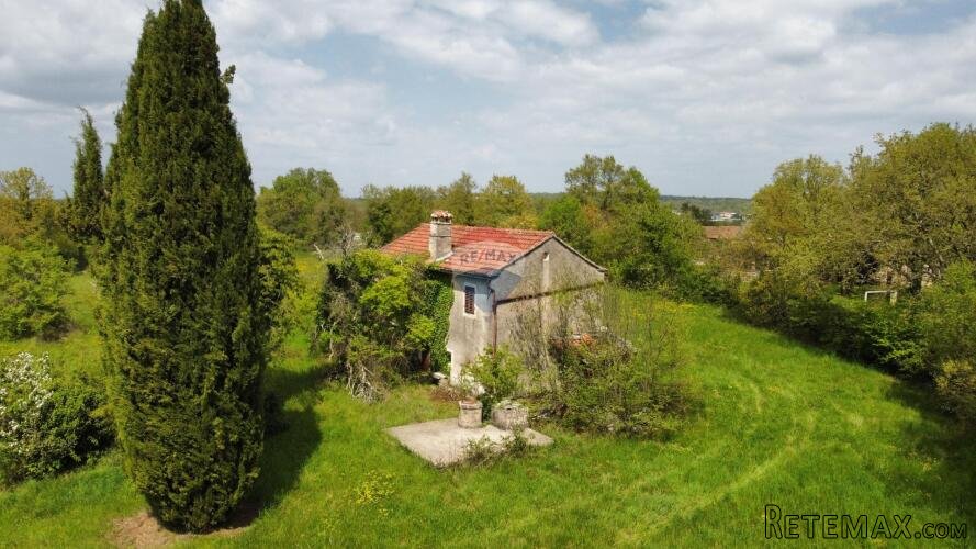 Istra, Žminj - stancija na 8300 m2 okućnice