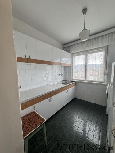 Etaža kuće sa pogledom na more i garsonjerom u Marčeljevoj D - 2