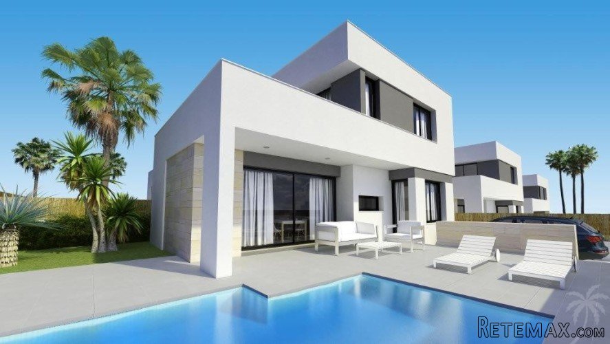 On the outskirts of Villamartín, only 5 kilometers from the..