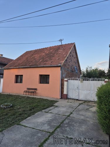 Prodajem kucu u Krcedinu - 3