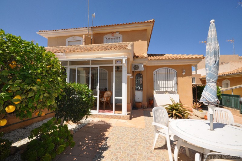2 Bedrooms Town House For Sale